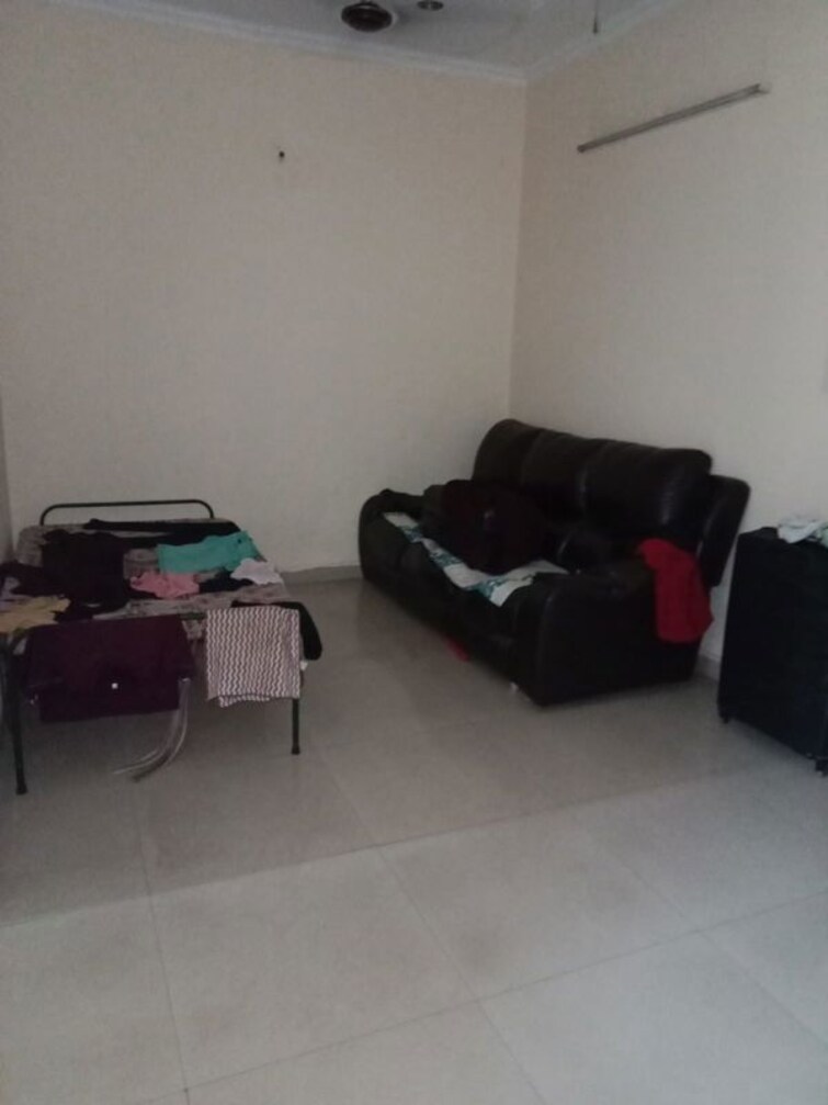 Living Room, dhakoli 3 Bedroom 1000 Sq.Ft. Builder Floor In Dhakoli Zirakpur 10011899