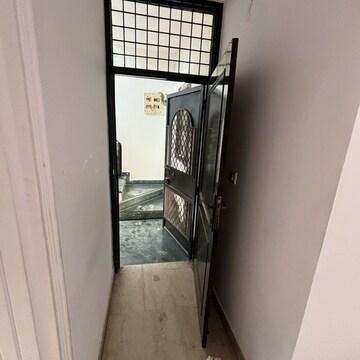 Staircase in 3 BHK Builder Floor at RWA Apartments Sector 52, Arun Vihar – for Rent