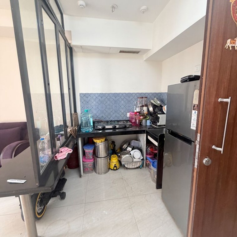 Kitchen, lodha-crown-quality-homes 1 Bedroom 450 Sq.Ft. Apartment In Saket Complex Thane 10011914