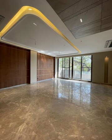 Room in 4 BHK Builder Floor at Civil Lines – for Sale