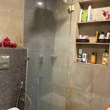 Furnished Amenities in 3 BHK Builder Floor at RWA Apartments Sector 51, Kendriya Vihar – for Rent