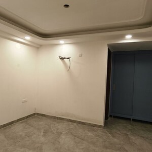 Room in 2 BHK Builder Floor at Malviya Nagar – for Rent