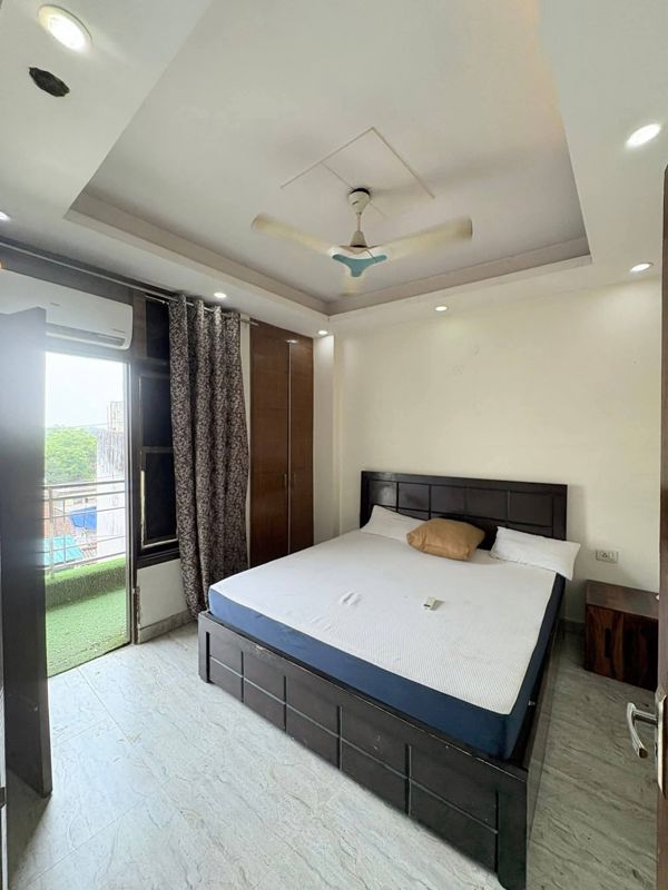 1 BHK + Pooja Room Apartment For Rent in Saket