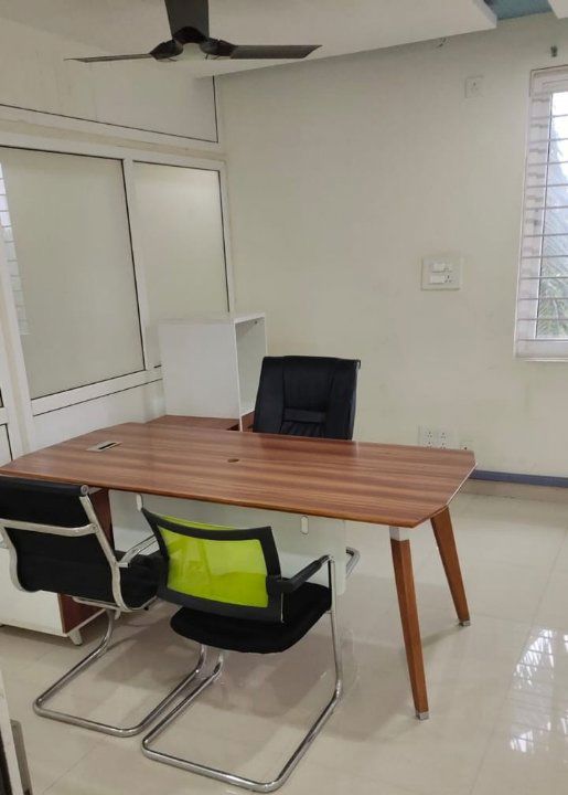 Office Space For Rent in Vertex Palacia