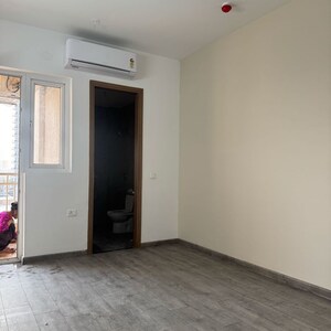 Room in 3.5 BHK Apartment at The Center Court, Sector 88a – for Rent