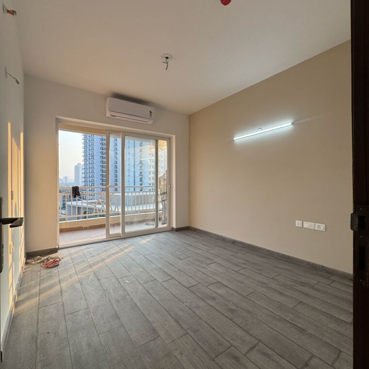 Room, the-center-court 3.5 Bedroom 2175 Sq.Ft. Apartment In Sector 88a Gurgaon 10011985