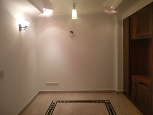 Room in 3 BHK Builder Floor at Greater Kailash I – for Rent