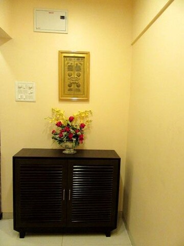 Furnished Amenities in 2 BHK Apartment at Shivam Mamta, Andheri West – for Rent