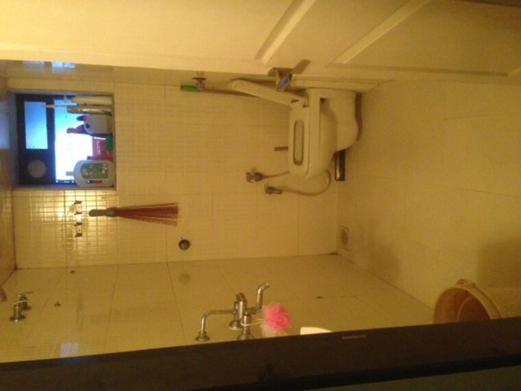 Bathroom, shivam-mamta 2 Bedroom 679 Sq.Ft. Apartment In Andheri West Mumbai 10012003
