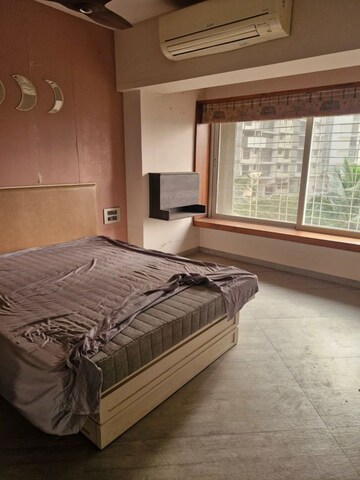 Bedroom in 3 BHK Apartment at Poseidon Apartment, Andheri West – for Rent