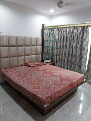 Bedroom in 2 BHK Apartment at Trishul CHS, Andheri West – for Rent