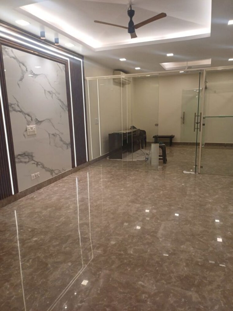 Floor Plan, safdarjung enclave Commercial Office Space 1500 Sq.Ft. In Safdarjung Enclave Delhi 10012017