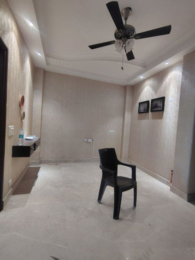 Bathroom, greater kailash i 3 Bedroom 2000 Sq.Ft. Builder Floor In Greater Kailash I Delhi 10012019