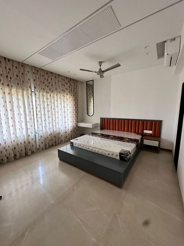 4 BHK + Extra Room,Basement Villa For Sale in Marunji