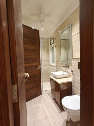 Master Bedroom in 3 BHK Builder Floor at Sector 45 – for Rent