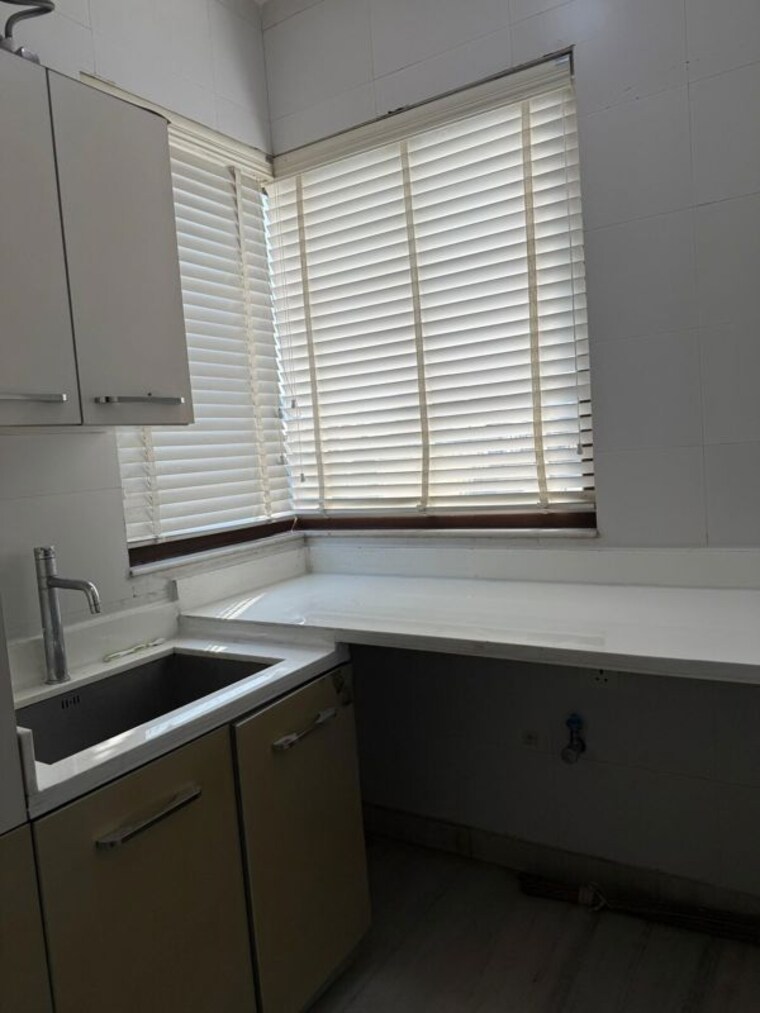 Kitchen, sector 15 ii 3 Bedroom 3000 Sq.Ft. Builder Floor In Sector 15 ii Gurgaon 10012031