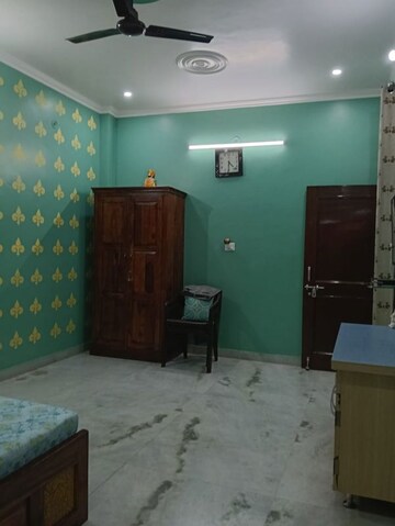 Living Room in 2 BHK Builder Floor at Sector 15 – for Rent