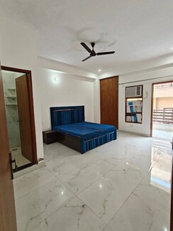 2 BHK Builder Floor For Rent in Sector 15 II
