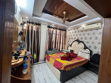 Living Room in 3 BHK Builder Floor at Sector 23 – for Rent