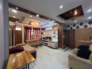 Living Room in 3 BHK Builder Floor at Sector 23 – for Rent