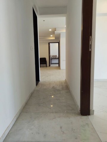  3 BHK Apartment at DLH Signature, Bandra West – for Rent