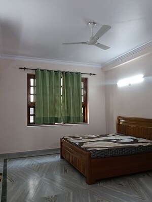 Bedroom in 3 BHK Builder Floor at Sector 23 – for Rent