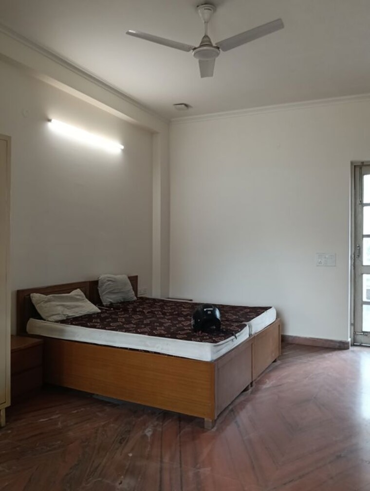 Bedroom, sector 15 ii 1 RK 400 Sq.Ft. Builder Floor In Sector 15 ii Gurgaon 10012064