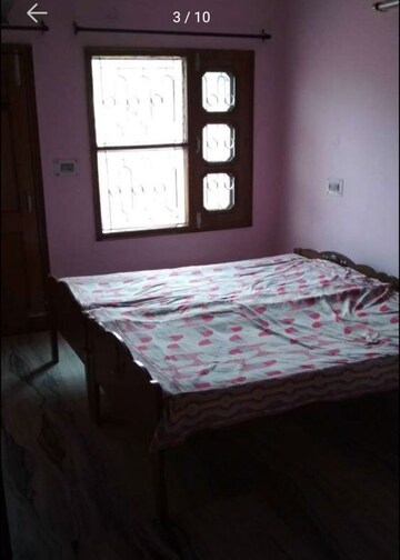 2 BHK Builder Floor For Rent in Sector 44