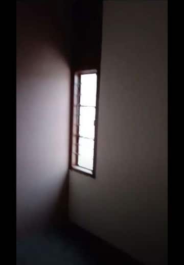Room in 2 BHK Builder Floor at Sector 30 – for Rent