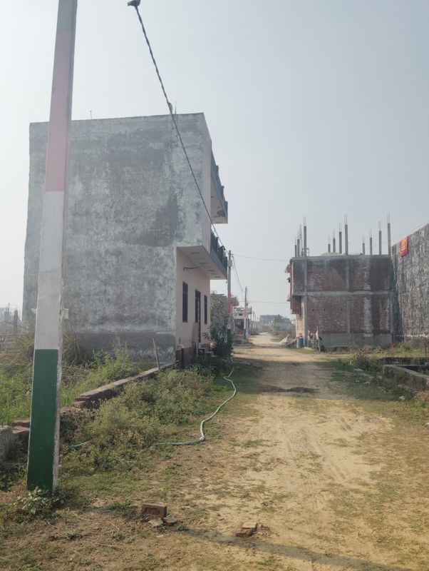 Plot For Sale in Buildvision Dream City