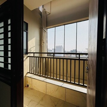 Kitchen in 2 BHK Builder Floor at Sector 52 – for Rent