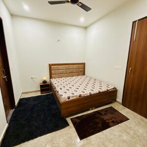 Bedroom in 2 BHK Builder Floor at Sector 52 – for Rent
