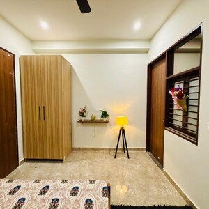 Bedroom in 2 BHK Builder Floor at Sector 52 – for Rent