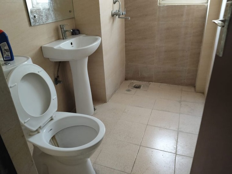 Master Bedroom, amrapali-dream-valley 3 Bedroom 1360 Sq.Ft. Apartment In Tech Zone 4 Greater Noida Greater Noida 10011221