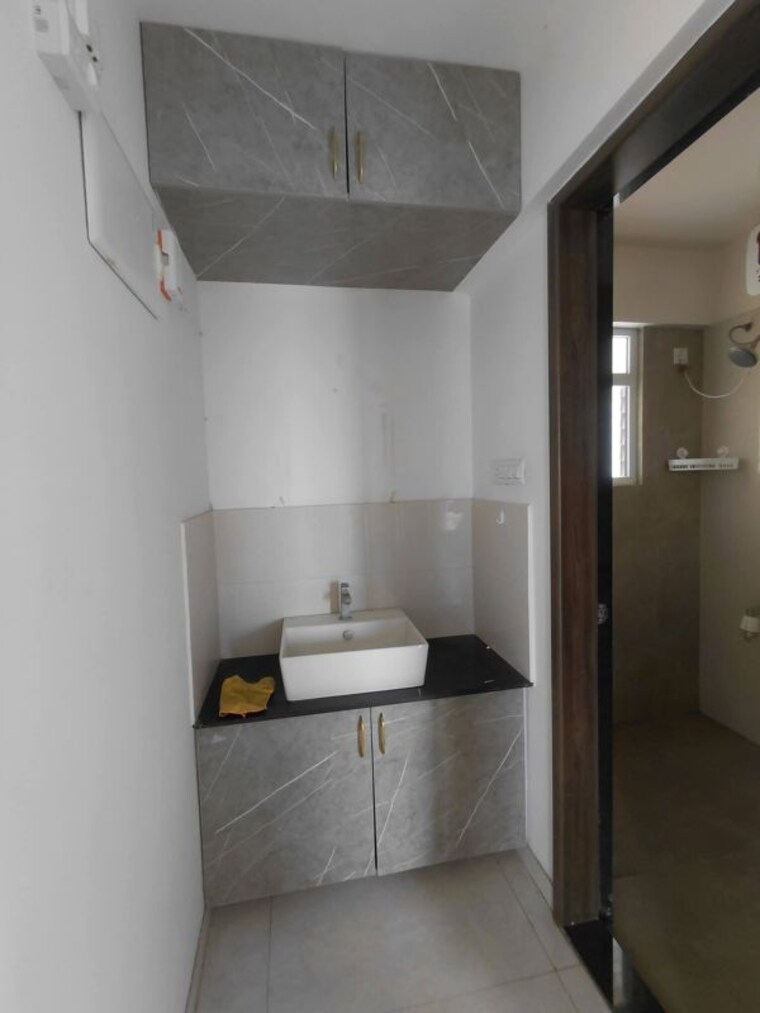 Bathroom, majestique-towers 2 Bedroom 825 Sq.Ft. Apartment In Kharadi Pune 10012121
