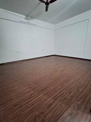 Room in 2 BHK Apartment at Vascon Forest County, Kharadi – for Rent