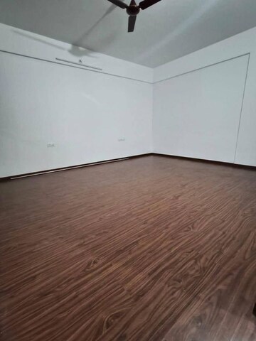 Room in 2 BHK Apartment at Vascon Forest County, Kharadi – for Rent