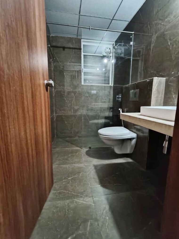 Bathroom, vascon-forest-county 2 Bedroom 961 Sq.Ft. Apartment In Kharadi Pune 10012125