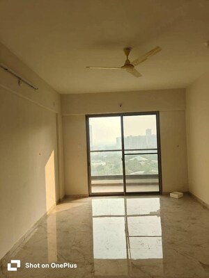 Room in 2 BHK Apartment at Guru Vista CHS, Kharadi – for Rent