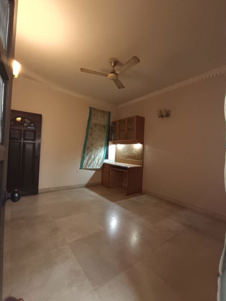 Room, purvanchal-silver-estate 3 Bedroom 1735 Sq.Ft. Apartment In Sector 50 Noida 10012145