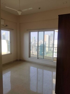 Room in 3 BHK Apartment at Indiabulls Sky Forest, Lower Parel – for Rent