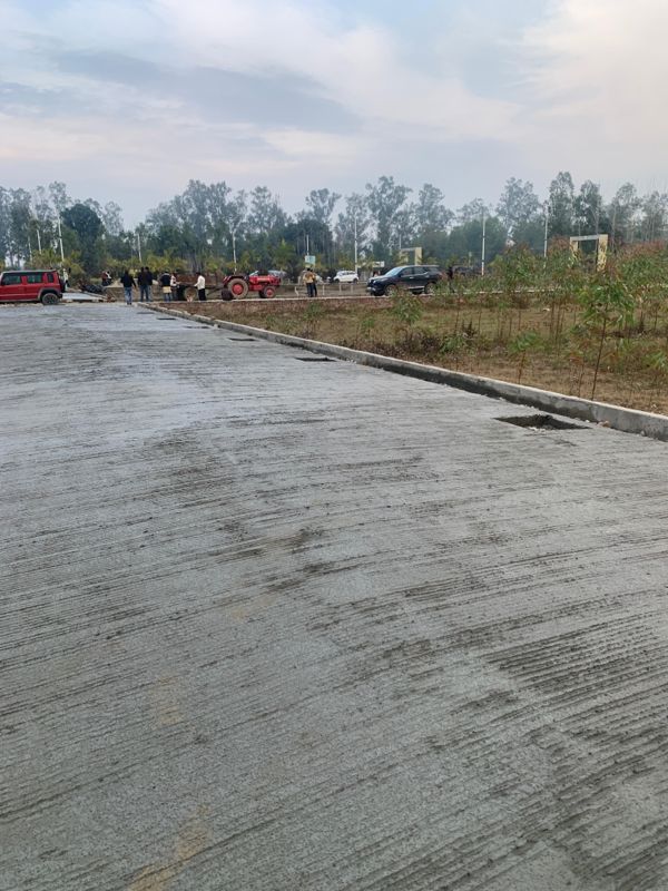 Plot For Sale in Niranjanpur