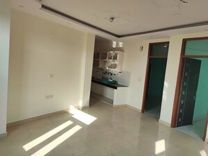 Living Room in 2.5 BHK Builder Floor at Geeta Colony – for Rent