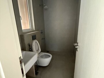 Bathroom in 4 BHK Apartment at Indiabulls Sky Forest, Lower Parel – for Rent