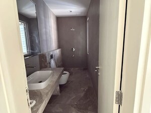 Bathroom in 4 BHK Apartment at Indiabulls Sky Forest, Lower Parel – for Rent