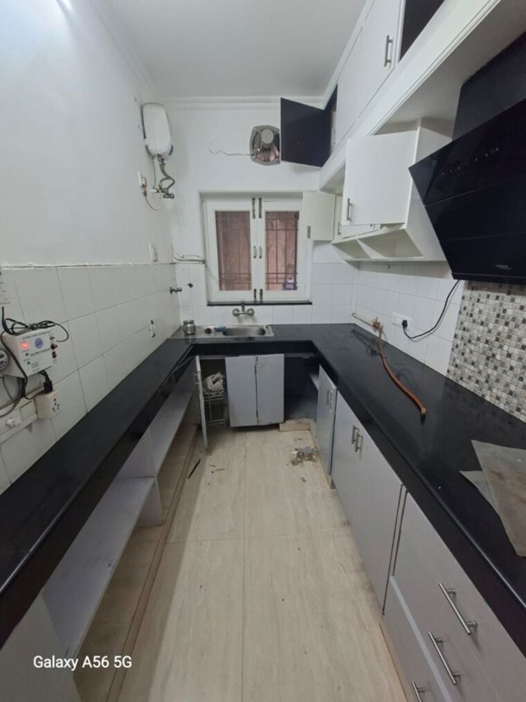 Kitchen, vasant kunj 3 Bedroom 1800 Sq.Ft. Apartment In Vasant Kunj Delhi 10012250