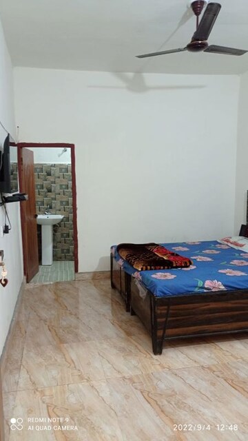 Bedroom in 4 BHK Villa at Godrej Golf Link Villas, Sector 27 Yamuna Expressway – for Rent