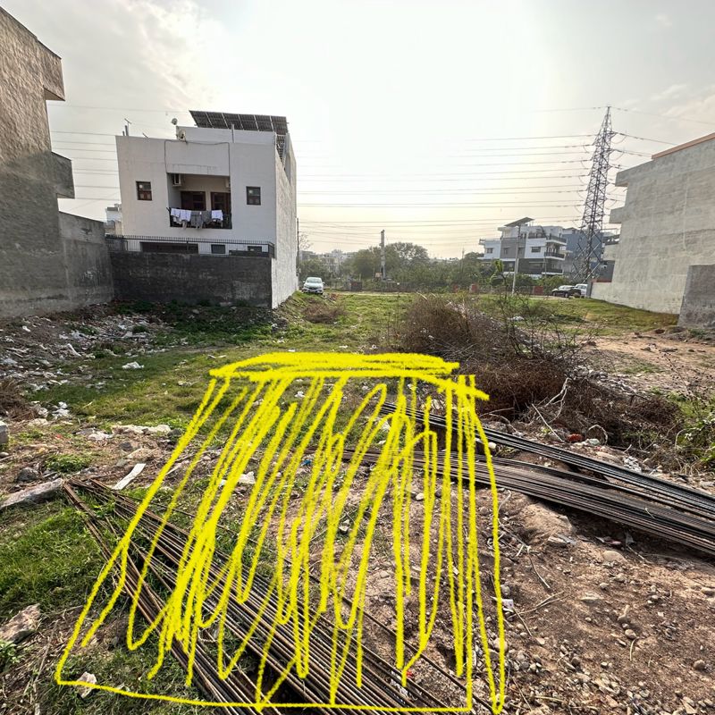 Plot For Sale in Sector 21