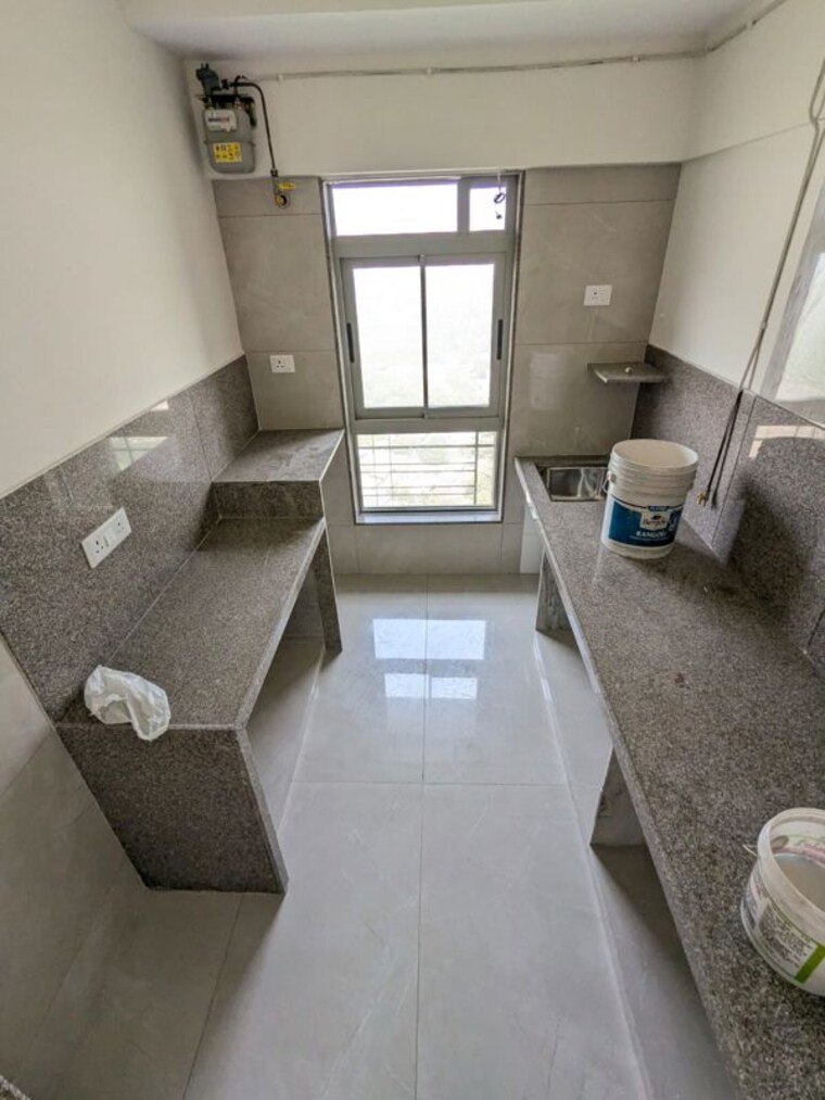 Kitchen, gurukrupa-marina-enclave 3 Bedroom 818 Sq.Ft. Apartment In Malad West Mumbai 10012259