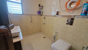 Bathroom in 3 BHK Builder Floor at Green Park – for Sale